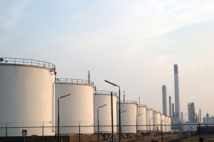 Зачистка резервуаров хранения нефти и нефтепродуктов